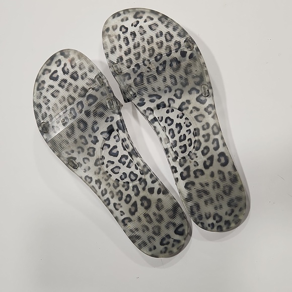 BEACH BY Matisse Animal Print Slide Sandals - Picture 3 of 3